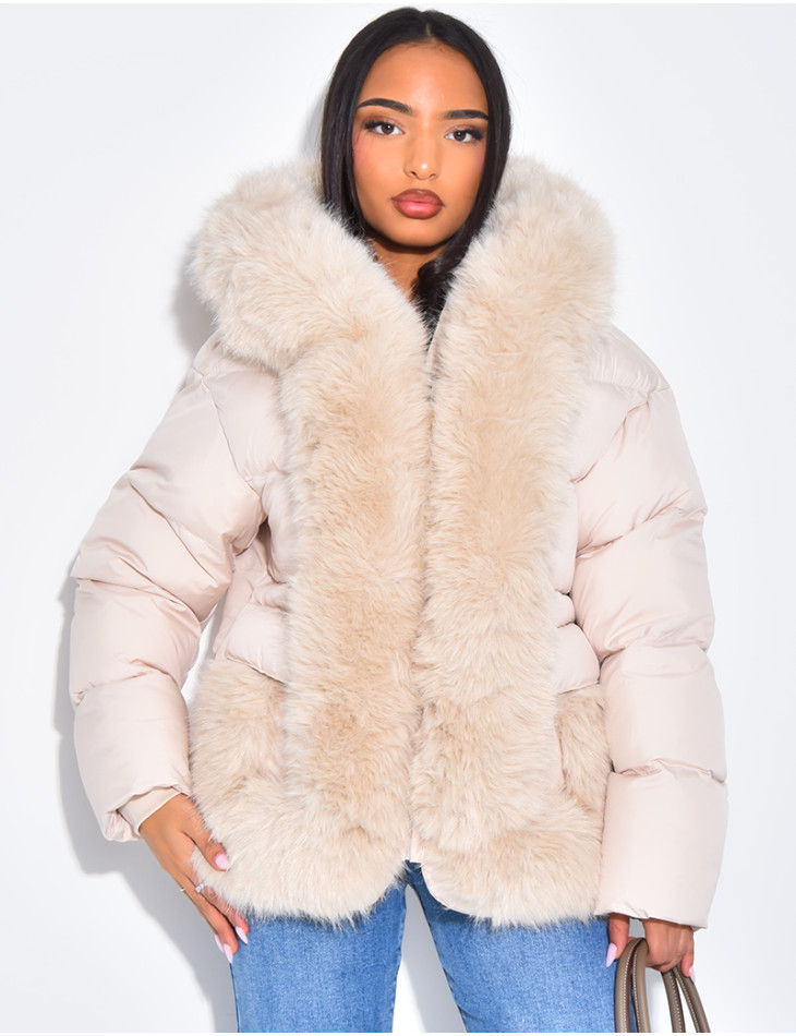 Short quilted jacket with fur trim and hood