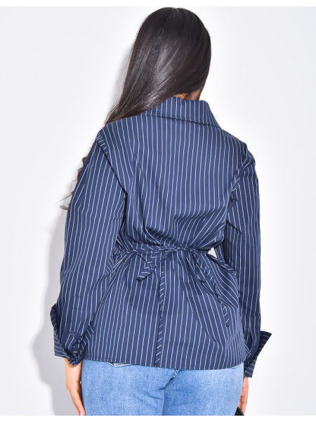 Chemise rayée cintrée à nouer dans le dos