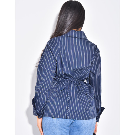 Chemise rayée cintrée à nouer dans le dos