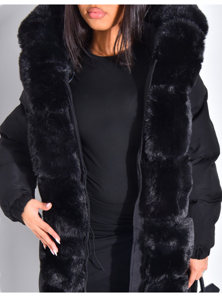 Doudoune longue matelassée à fourrure et capuche