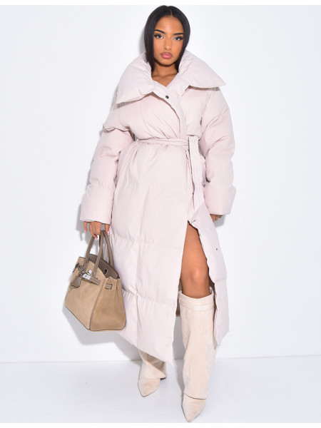 Lange gesteppte Daunenjacke zum Binden