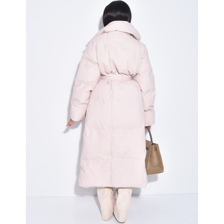 Lange gesteppte Daunenjacke zum Binden