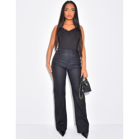 Body moulant à bordures en dentelle