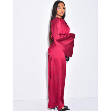 Robe longue en satin à empiècements aux manches à nouer