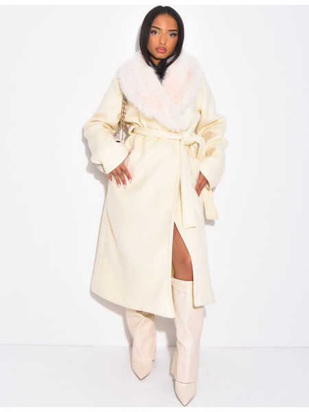 Manteau long en feutrine à col en fausse fourrure