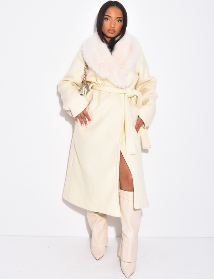 Manteau long en feutrine à col en fausse fourrure