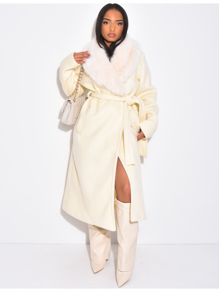 Manteau long en feutrine à col en fausse fourrure