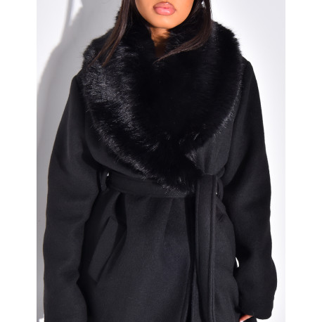 Manteau long en feutrine à col en fausse fourrure