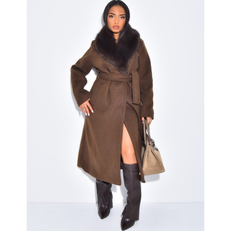 Manteau long en feutrine à col en fausse fourrure