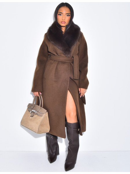 Manteau long en feutrine à col en fausse fourrure