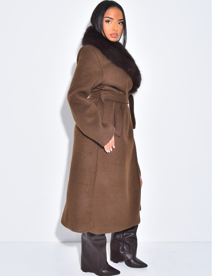 Manteau long en feutrine à col en fausse fourrure