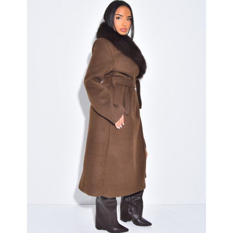 Manteau long en feutrine à col en fausse fourrure