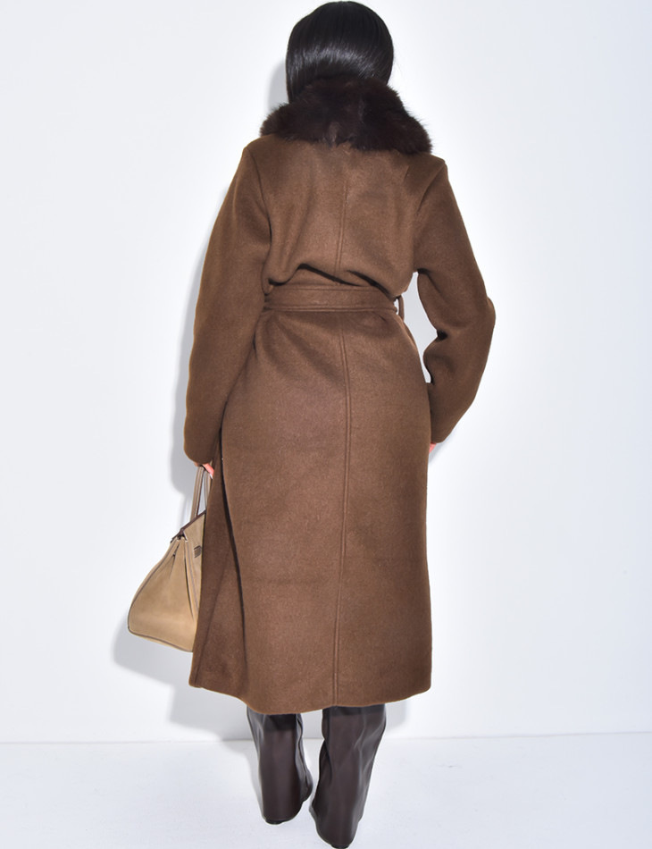 Manteau long en feutrine à col en fausse fourrure