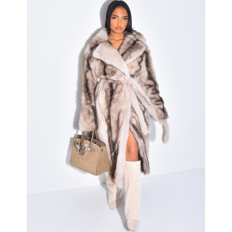Manteau très long en fausse fourrure et ceinture