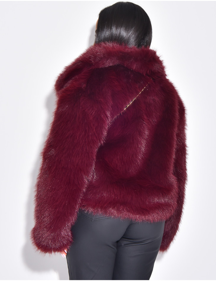 Veste courte en fausse fourrure à col rabattu