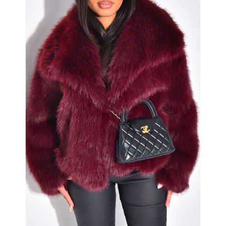 Veste courte en fausse fourrure à col rabattu