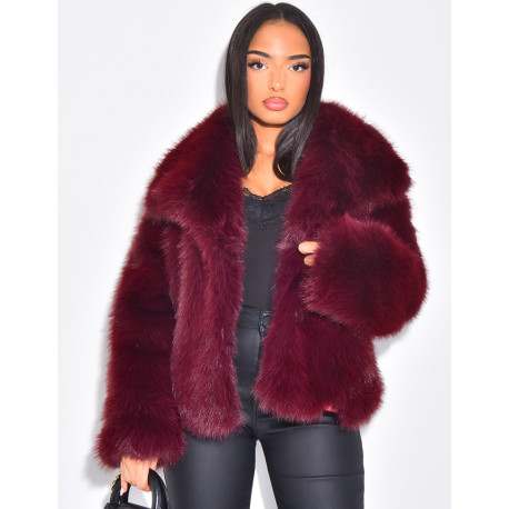 Veste courte en fausse fourrure à col rabattu