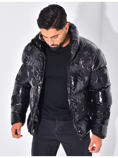 Doudoune matelassée en vinyl à fleurs