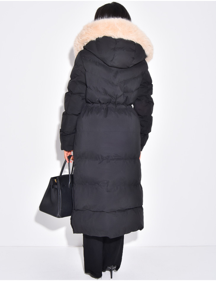 Doudoune longue à capuche fourrée