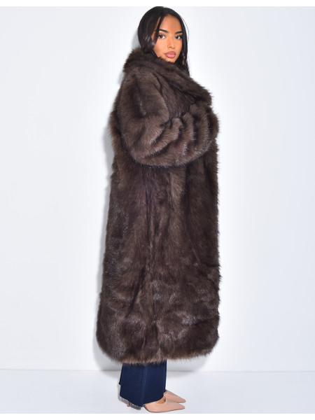 Manteau oversize à fourrure premium marron froid