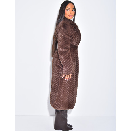Manteau long en fausse fourrure effet chevron