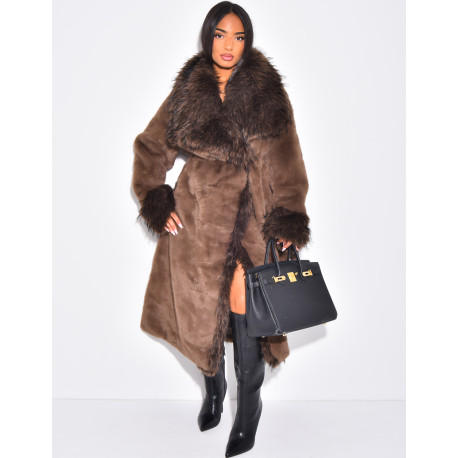 Manteau long en fausse fourrure à col rabattu
