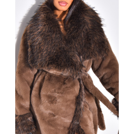 Manteau long en fausse fourrure à col rabattu