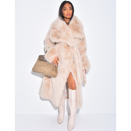 Manteau long en fausse fourrure à col rabattu