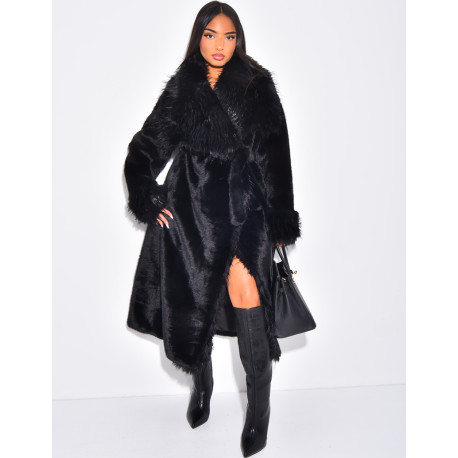 Manteau long en fausse fourrure à col rabattu