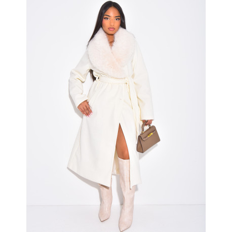 Manteau long et texturé en feutrine à col en fourrure