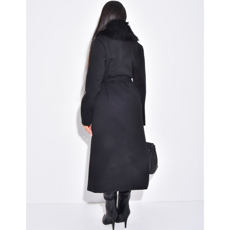 Manteau long et texturé en feutrine à col en fourrure