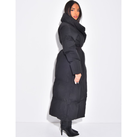 Long quilted down jacket with tie fastening