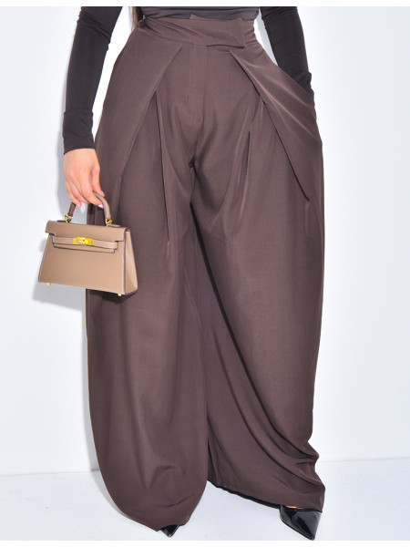 Weit geschnittene Anzughose mit Puffeffekt