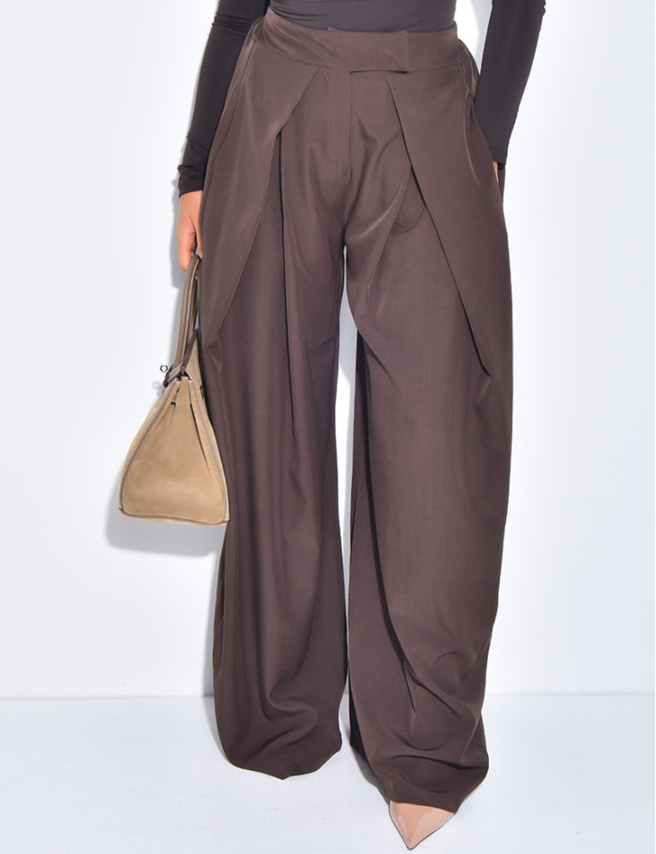 Wide-leg tailored trousers with a puffed effect