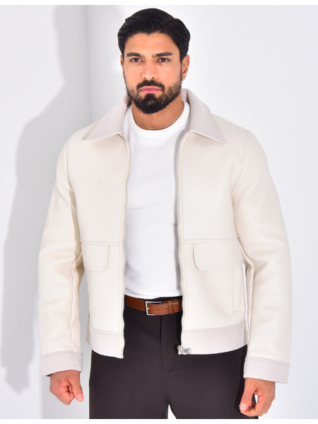 Veste en similicuir aux extrémitées contrastantes