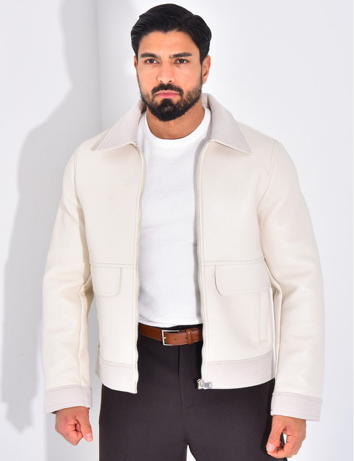 Veste en similicuir aux extrémitées contrastantes