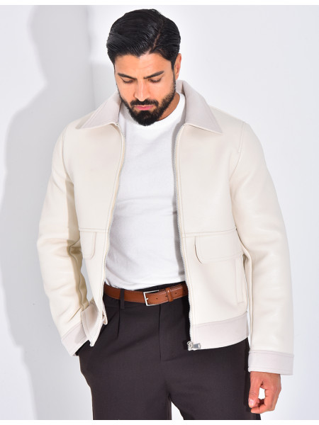 Veste en similicuir aux extrémitées contrastantes