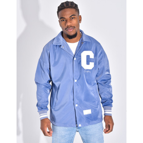 Veste fine avec la lettre C