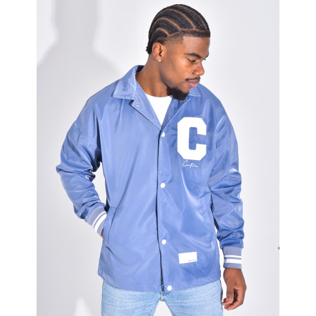 Veste fine avec la lettre C