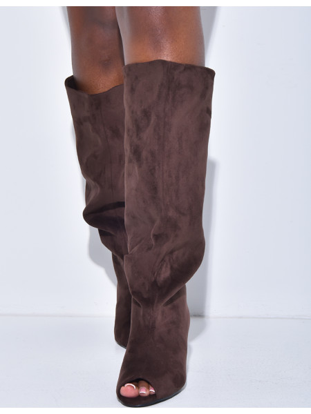 Bottes en suédine bouffantes à bouts ouverts