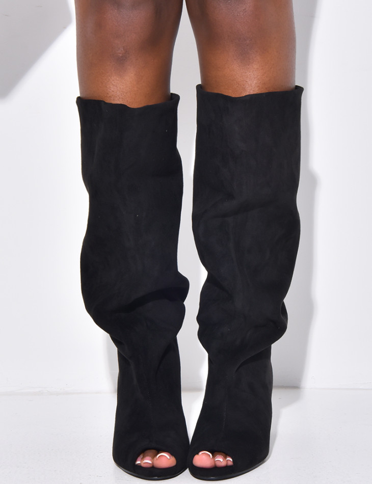 Bottes en suédine bouffantes à bouts ouverts