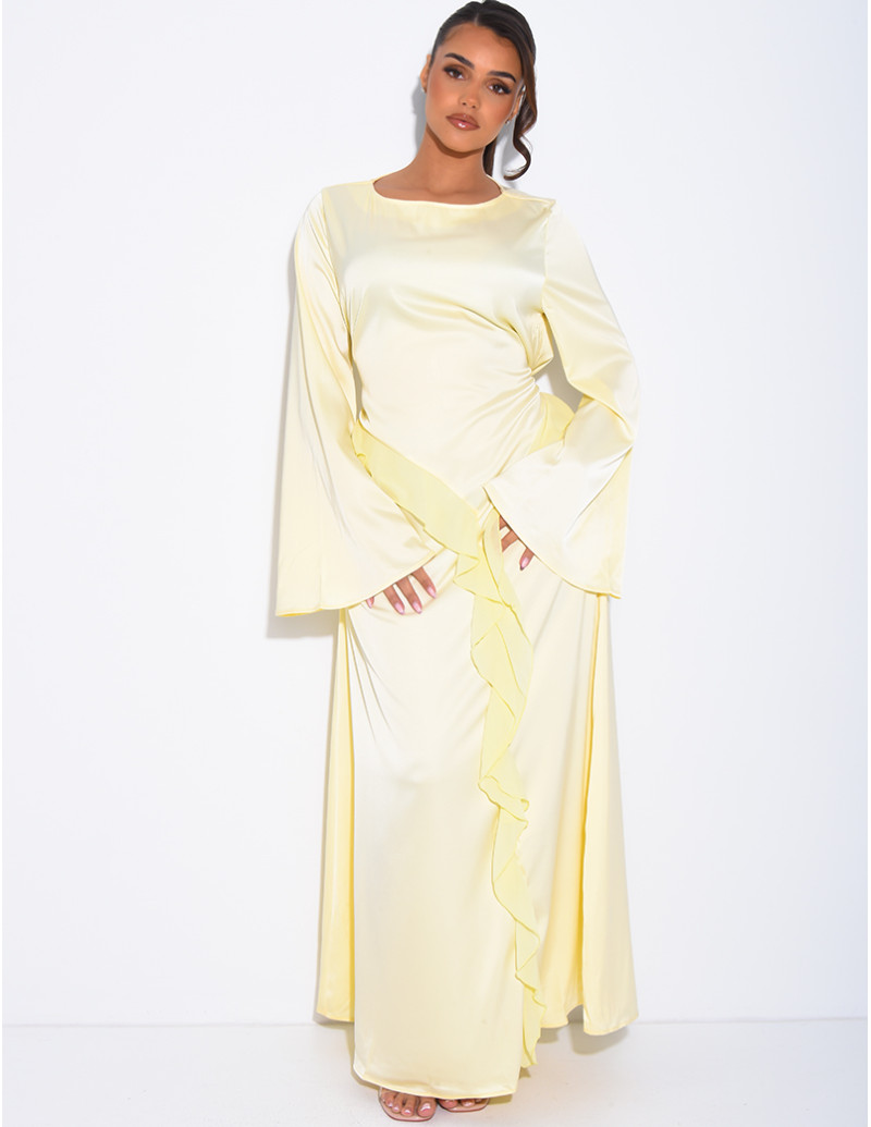 Longue robe en satin...