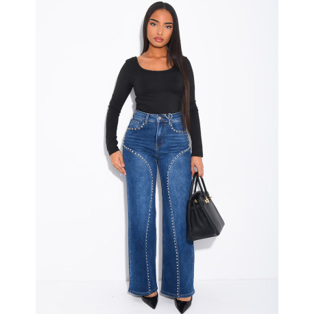Jeans coupe droite à clous et coutures contrastantes