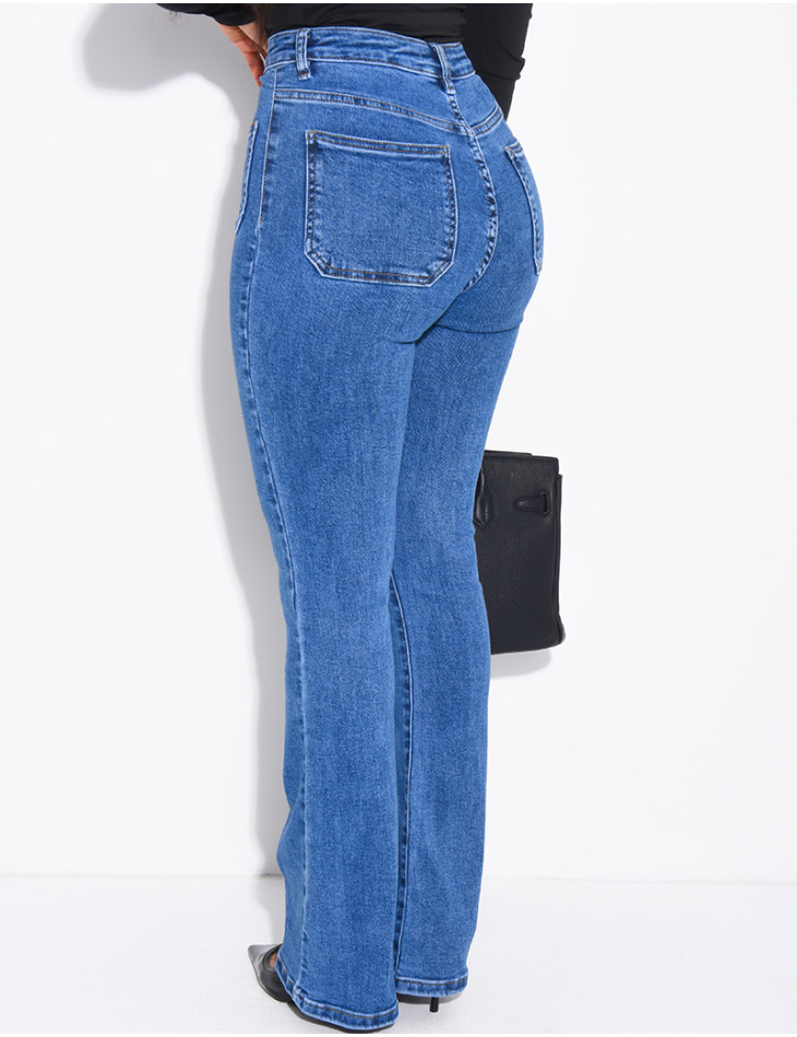 jeans flare stretch à poches sur l'avant