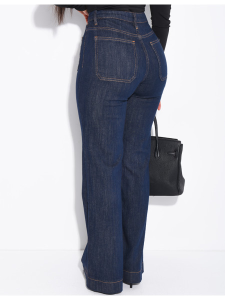 Jeans brut à surpiqures sur les poches