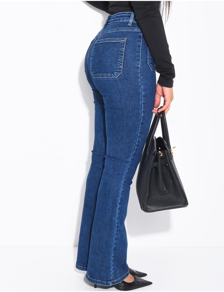 jeans flare stretch à poches sur l'avant