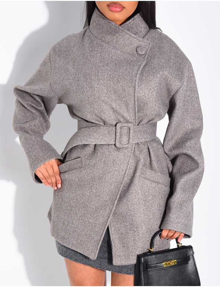 Mid-length felt coat with belt