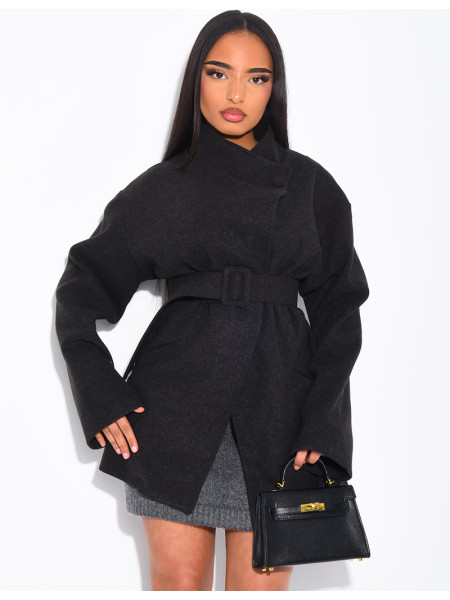 Mid-length felt coat with belt