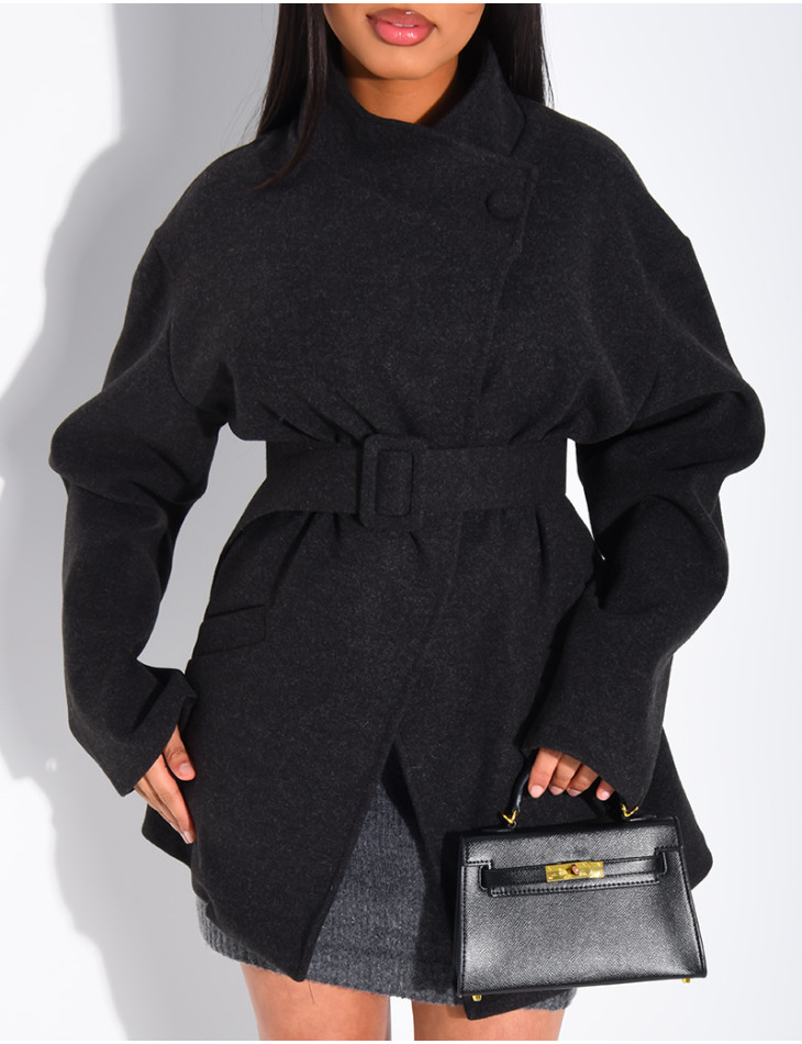 Mid-length felt coat with belt