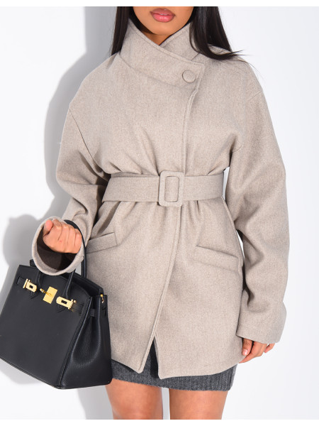 Halblanger Mantel aus Filz mit Gürtel